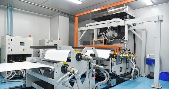 kupować Linia wytłaczania arkuszy dekoracyjnych PETG o mocy 600 kg/h i zakresie grubości 0,2-2 mm dla trójwarstwowej struktury GAG online manufacture